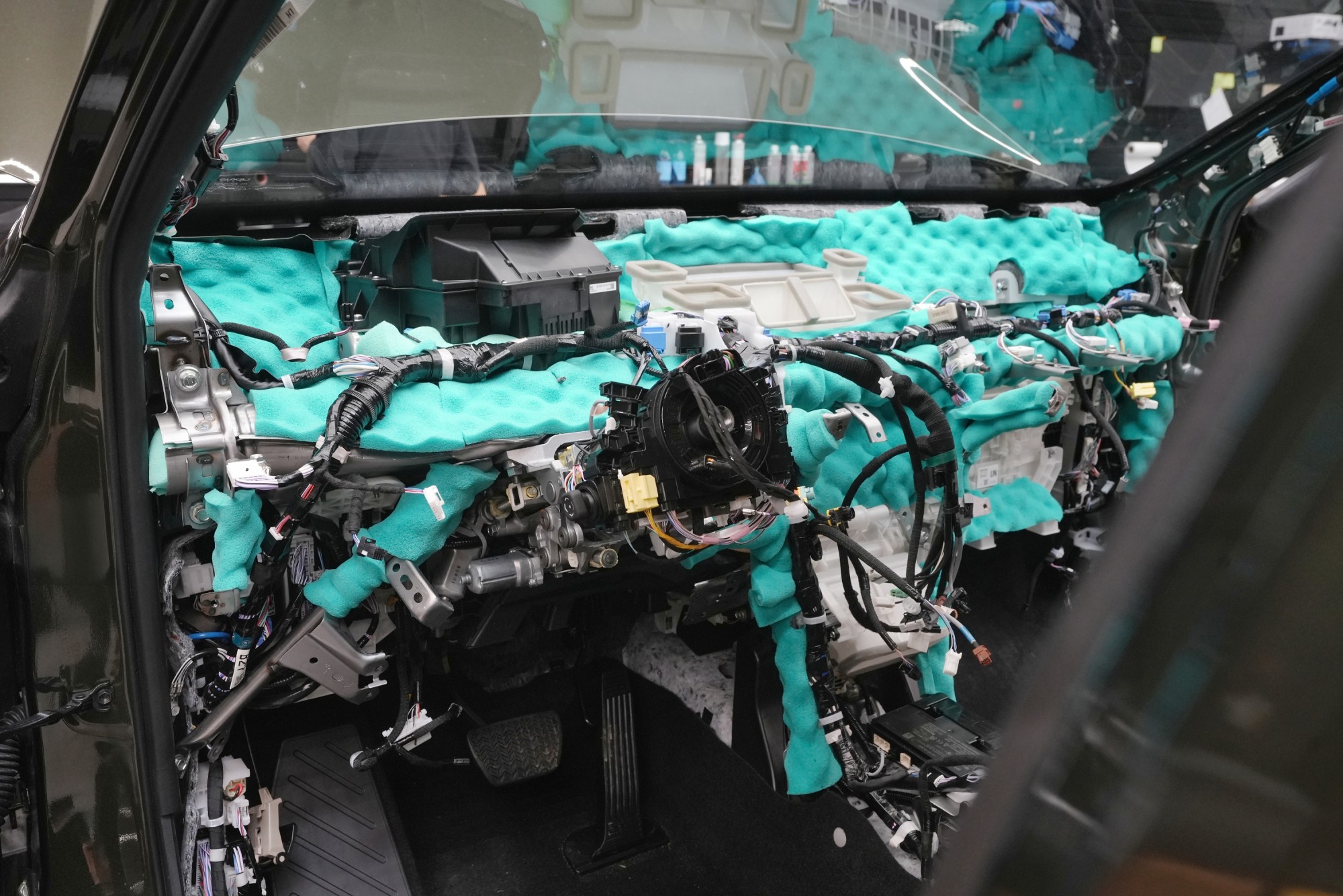 Звукоизолация на таблото: най-трудоемка, но и една от най-ефективните модификации