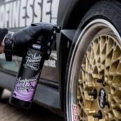 Нежен почистващ препарат за джанти в концентрат Auto Finesse Imperial Wheel Cleaner Concentrate (1 l)