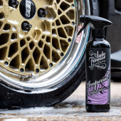 Нежен почистващ препарат за джанти Auto Finesse Imperial Wheel Cleaner (500 ml)