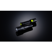 Ručен fenер Unilite FL-550R