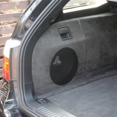 OEM озвучителна кутия Basser 10" за BMW 5 (E61) Touring