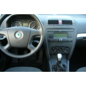Редукционна рамка за авторадио за Škoda Octavia II