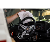 Дезинфекция за интериора Auto Finesse Wipe Out Interior Disinfectant (500 ml)