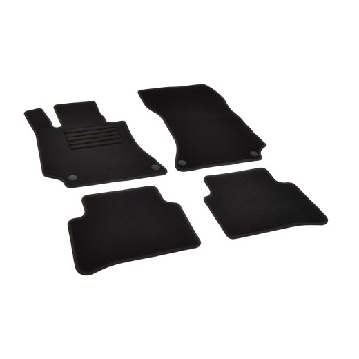 Текстилни автомобилни килимчета Rigum за Mercedes-Benz Класа C (W205) (2014 -)