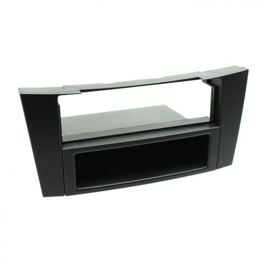 Редукционна рамка за автомобилно радио за Mercedes E-Class