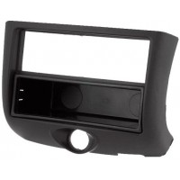 Рамка за авторадио Toyota Yaris