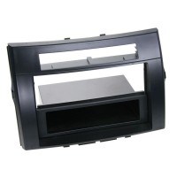 Рамка за адаптация на авторадио за Toyota Corolla Verso