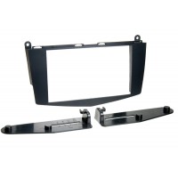 Рамка за автомобилно радио 2DIN - Mercedes C-class UNI1
