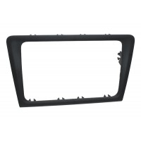 Преходна рамка за автомобилно радио за Škoda Rapid
