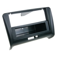 Rámka za adaptaci autorádia pro Audi TT